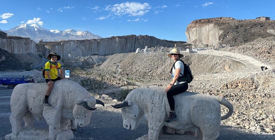 Culebrillas Ravine and Petroglyphs