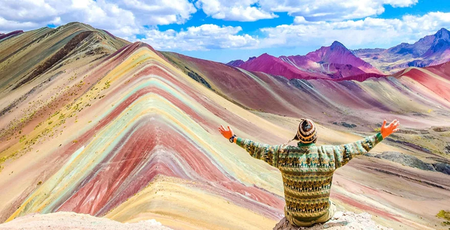 Rainbow Mountain Summit and Ausangate view